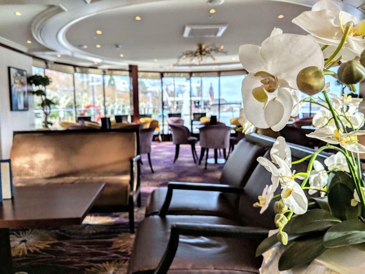 Select Ms Charles Dickens Neuss酒店 外观 照片