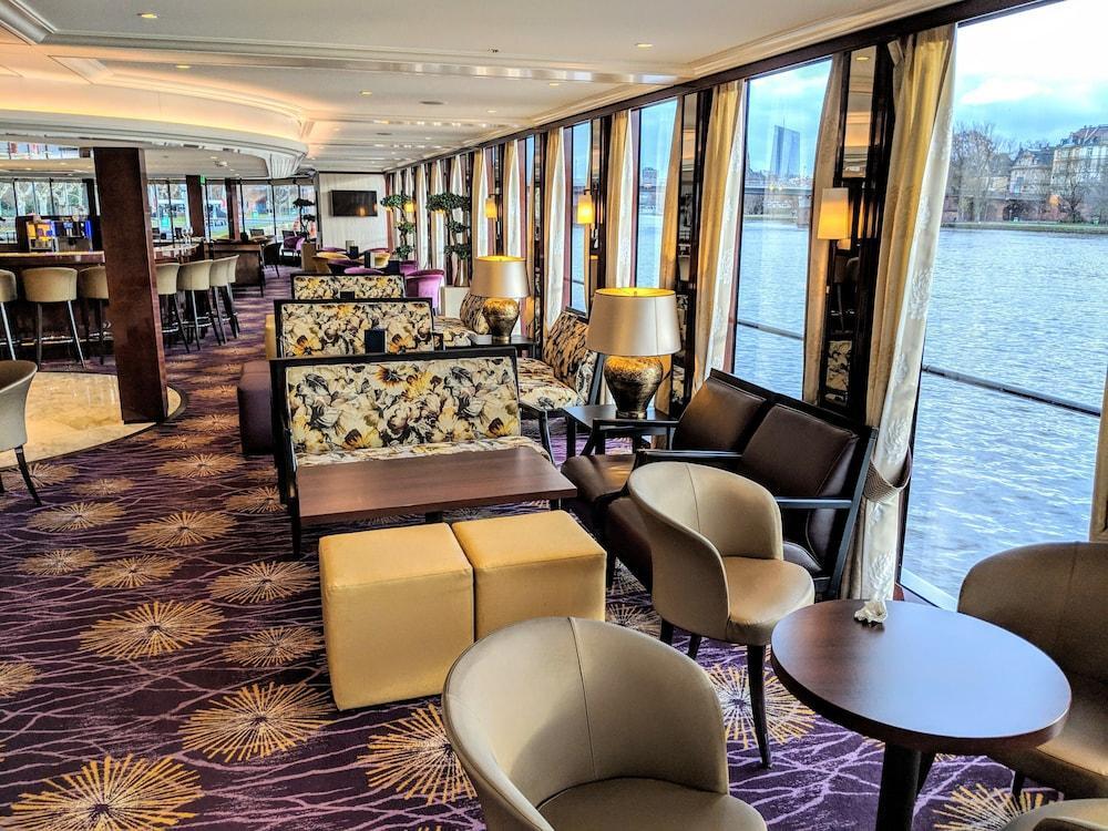 Select Ms Charles Dickens Neuss酒店 外观 照片